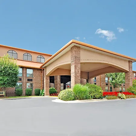 Comfort Inn At Thousand Hills-2