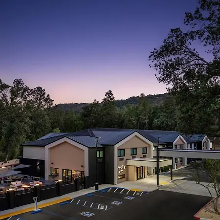 The Inelle, Oakhurst Yosemite, A Tribute Portfolio Hotel-2