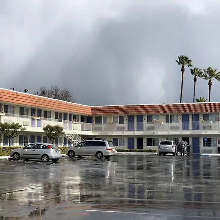 Gilroy Inn-2