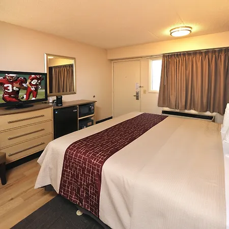 Red Roof Inn Louisville East - Hurstbourne-2