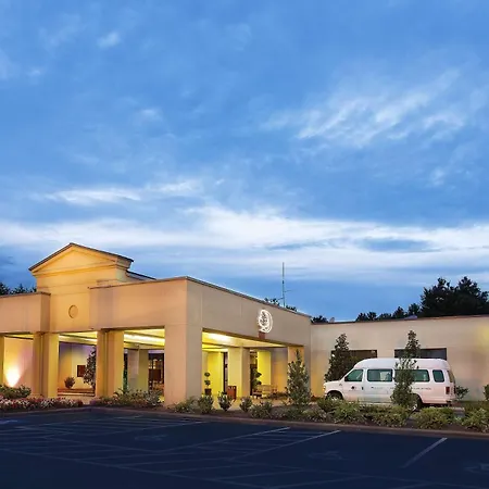 Doubletree By Hilton Charlotte Airport-2