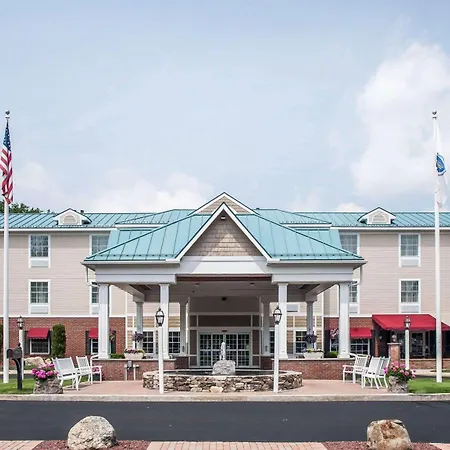 Comfort Inn & Suites Sturbridge-Brimfield-3