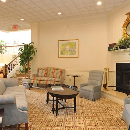The Farmington Inn And Suites-2