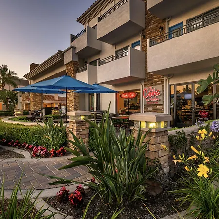 Tropicana Inn & Suites-3