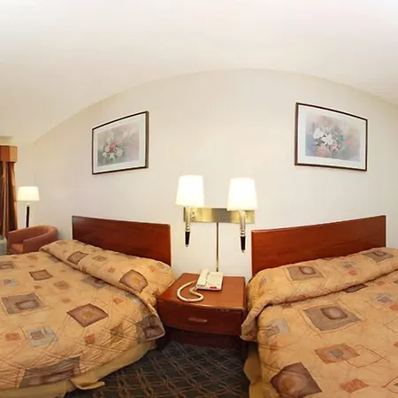 Rodeway Inn University-2