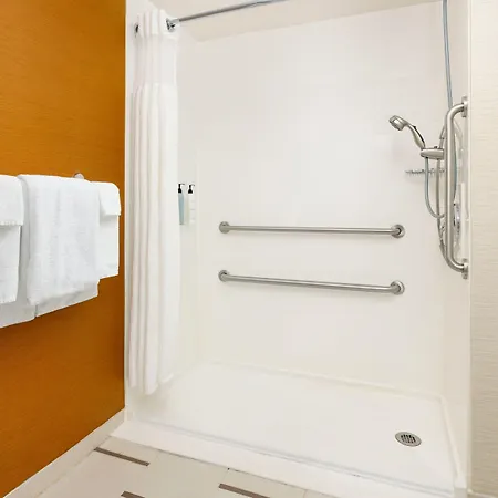Fairfield Inn Concord-3