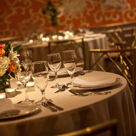 Hotel Lombardy-2