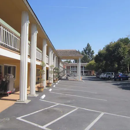 Caravelle Inn Extended Stay-2