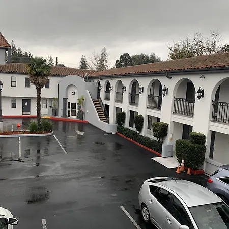 Best Western Plus Executive Suites-3