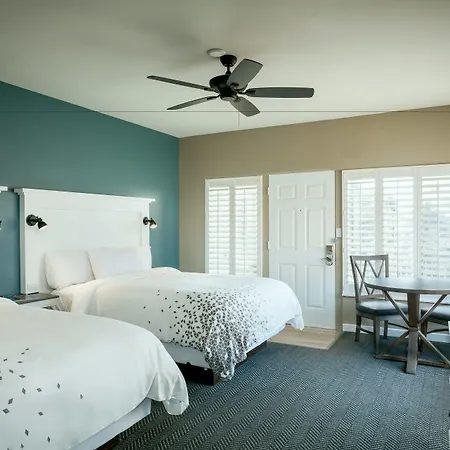 Pacific Shores Inn-3