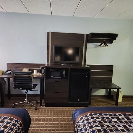 Stillwater Inn & Suites-2