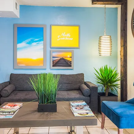 Days Inn By Wyndham Raleigh Glenwood-Crabtree-3