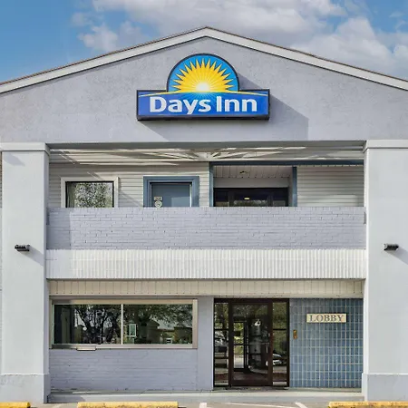 Days Inn By Wyndham Raleigh Glenwood-Crabtree-2