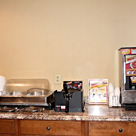 Quality Inn Buffalo Airport-2