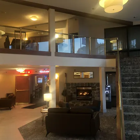 Express Suites Riverport Inn & Suites-3