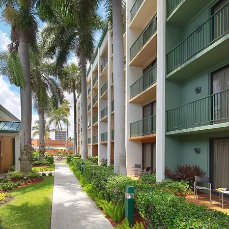 Courtyard By Marriott Fort Lauderdale East Lauderdale-By-The-Sea-3