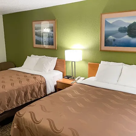 Hudson Inn & Suites-2