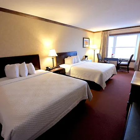 Days Inn By Wyndham Mackinaw City - Lakeview-3