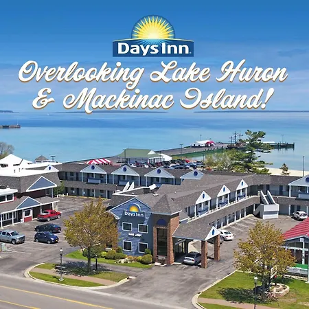 Days Inn By Wyndham Mackinaw City - Lakeview-2