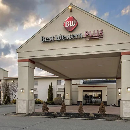 Best Western Plus Augusta Civic Center Inn-3