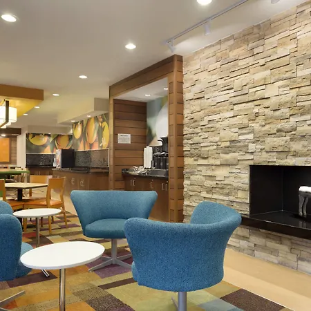 Fairfield Inn & Suites Waco South-2