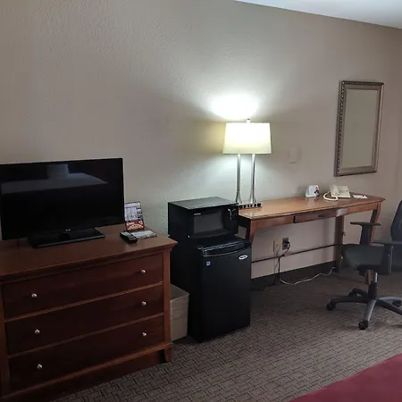 Ramada By Wyndham Raleigh-2