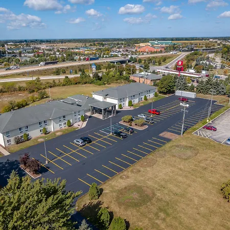 American Inn & Suites-2