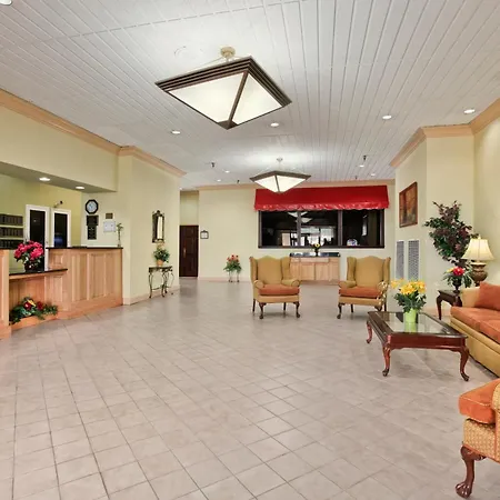 Ramada By Wyndham Wytheville-3
