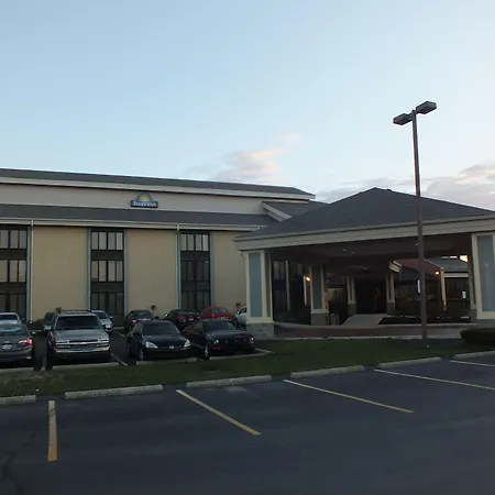 Days Inn By Wyndham Indianapolis Castleton-3