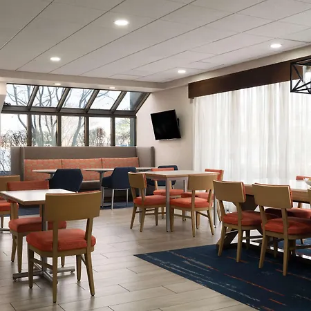 Hampton Inn Fairfax City-2