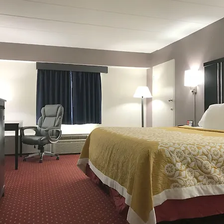 Days Inn By Wyndham Livonia Canton Detroit-3
