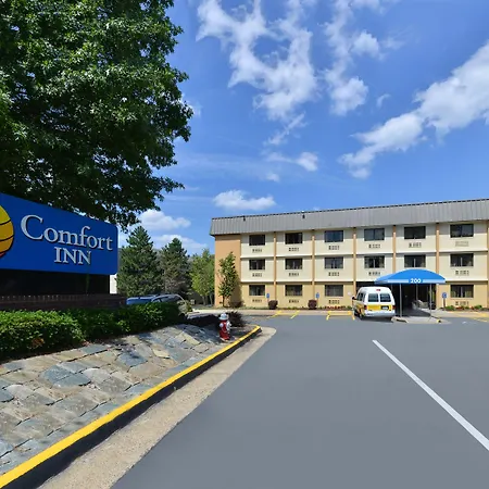 Comfort Inn Herndon-Reston-3