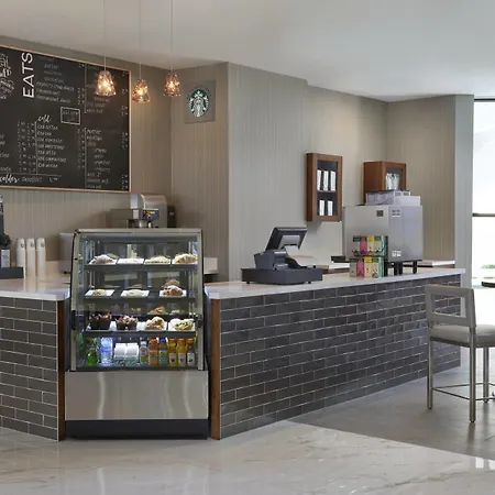 Four Points By Sheraton Toronto Airport-2