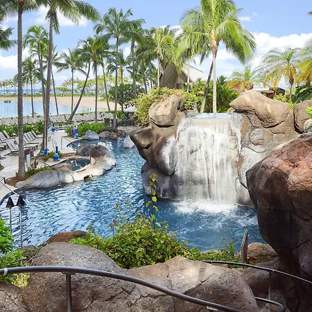 Hilton Grand Vacations Club Grand Waikikian Honolulu-2