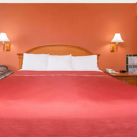 Regency Inn & Suites-Hamilton Place-3