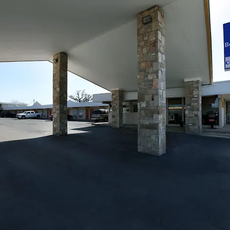 Americas Best Value Inn Uvalde-2