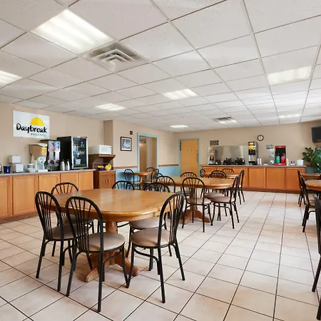 Days Inn By Wyndham Colchester Burlington-2
