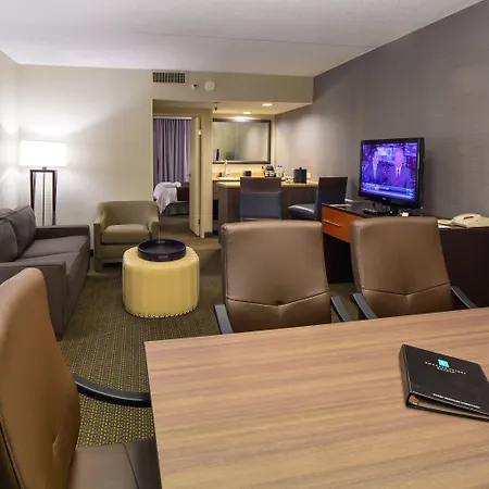 Embassy Suites By Hilton Denver Central Park-3