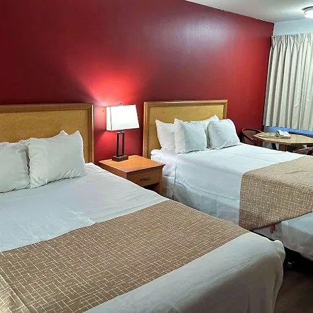 Econo Lodge Edmonds North Seattle-3