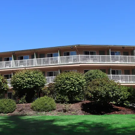 Riverfront Inn Roseburg-3