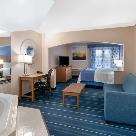 Days Inn By Wyndham Panama City-2