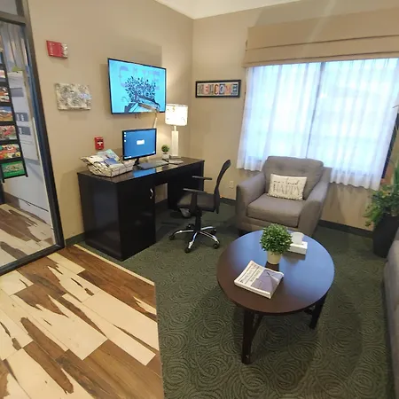 Baymont By Wyndham Fort Collins-3
