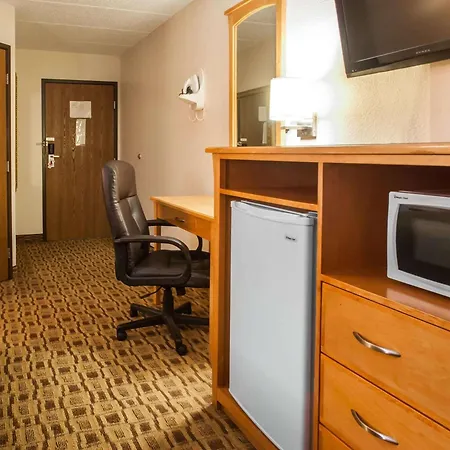 Econo Lodge Kansas City Downtown North-3