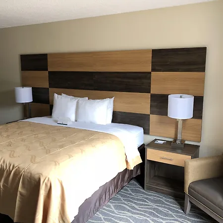Quality Inn & Suites Lafayette I-65-3