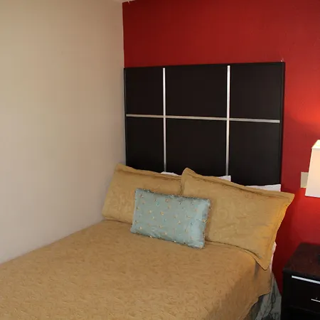 Harbor Inn & Suites Oceanside Marina Camp Pendleton-3