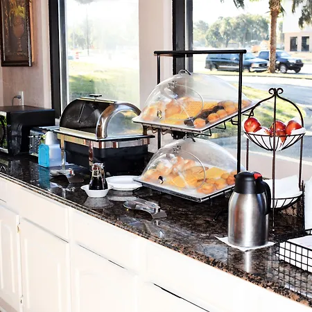 Howard Johnson By Wyndham Beaufort/Parris Island-2