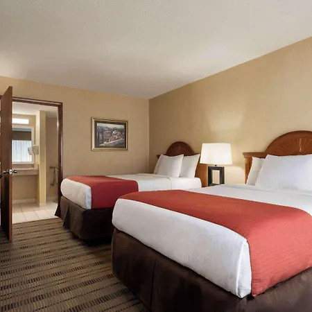 Rodeway Inn Lynchburg Near University-2