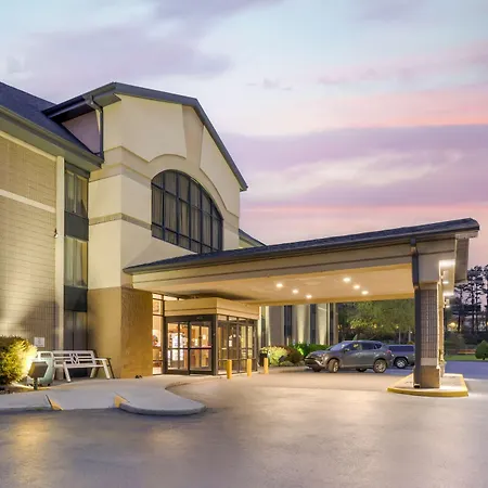 Best Western Plus Knoxville Cedar Bluff-3