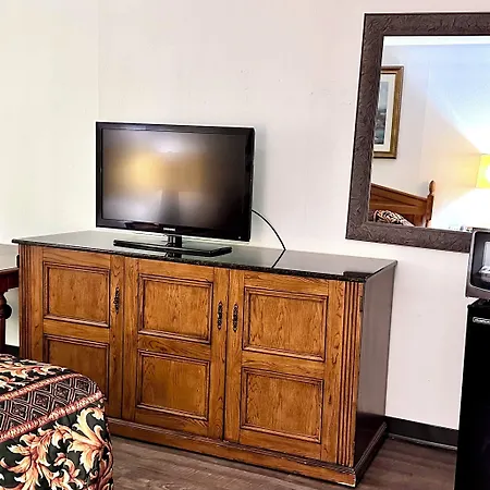 Executive Inn-2