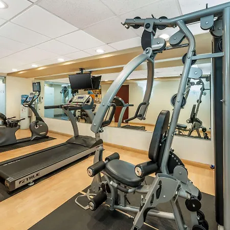 Comfort Inn & Suites East Hartford - Hartford-3